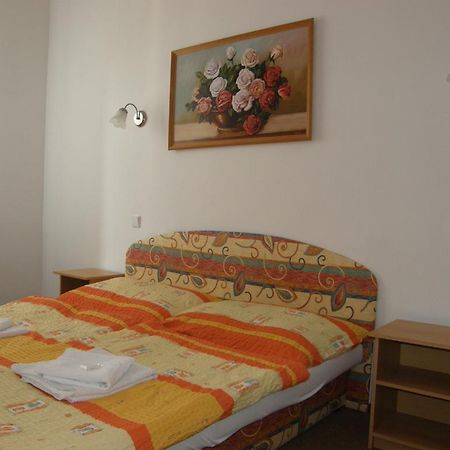 Hotel Filip Ceske Budejovice Exterior photo