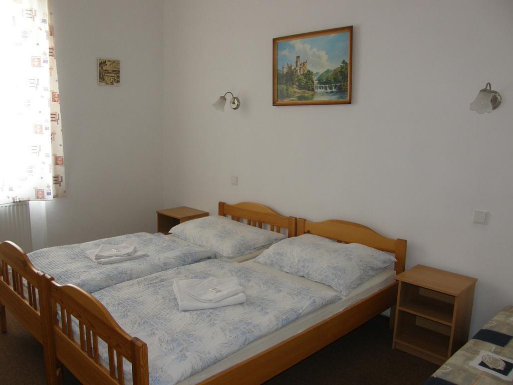 Hotel Filip Ceske Budejovice Exterior photo